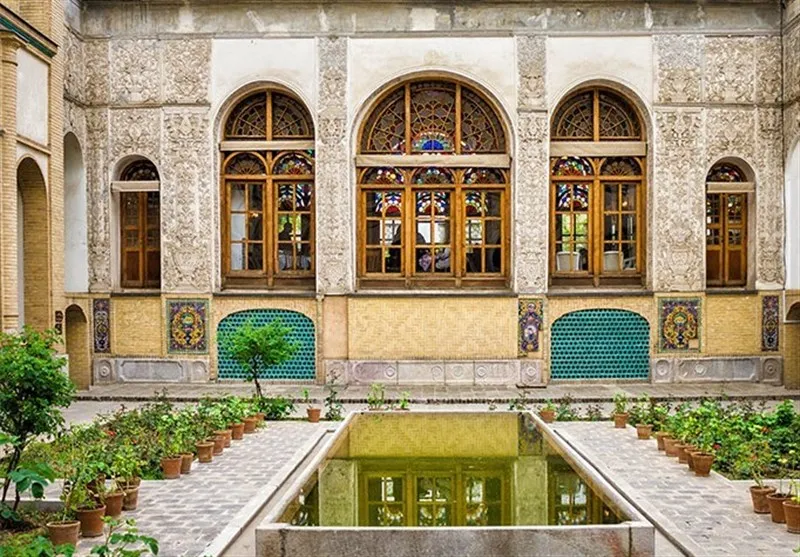 Piramurzadian House
