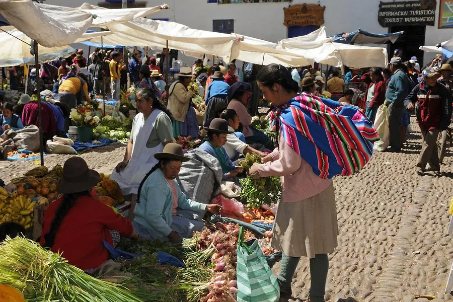 Pisac Market