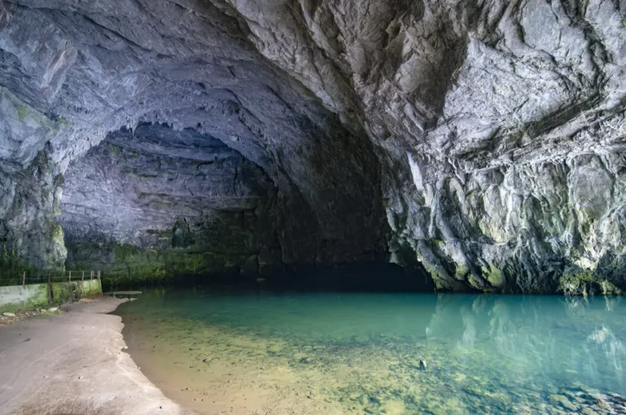Planina Cave