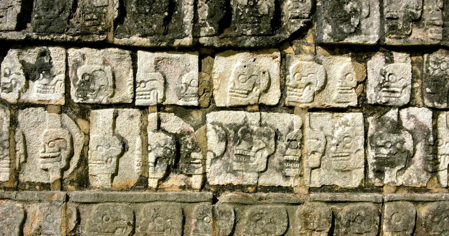 Platform of the Skulls (Tzompantli)