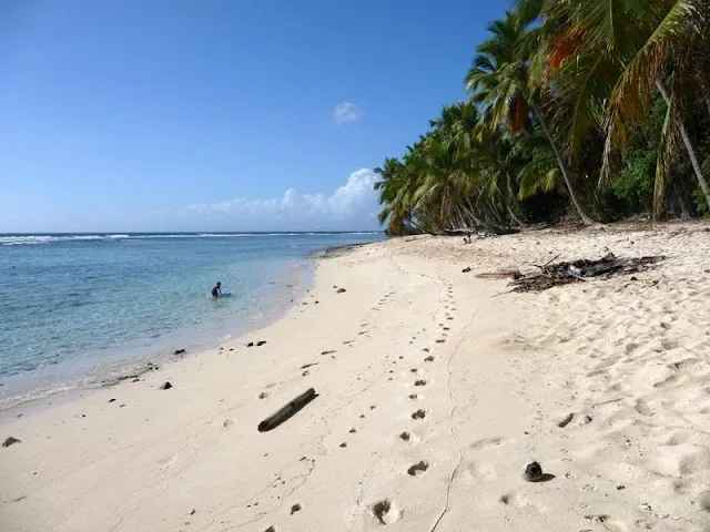Playa Frontón
