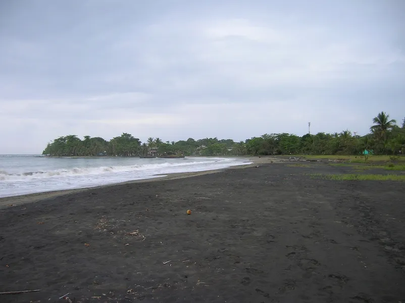 Playa Negra
