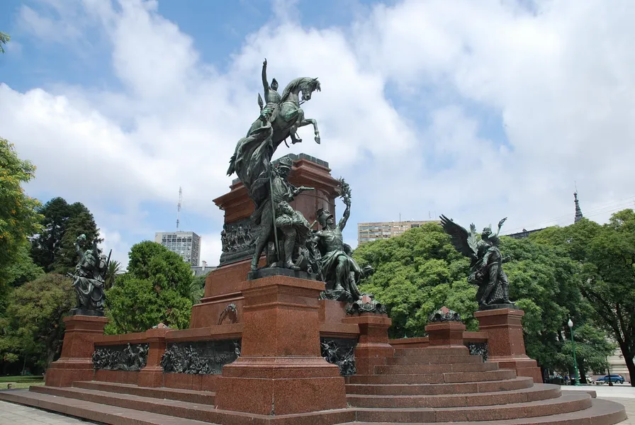 Plaza General San Martín