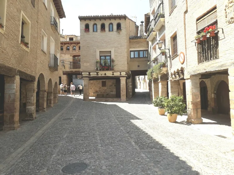 Plaza Mayor de Alquézar