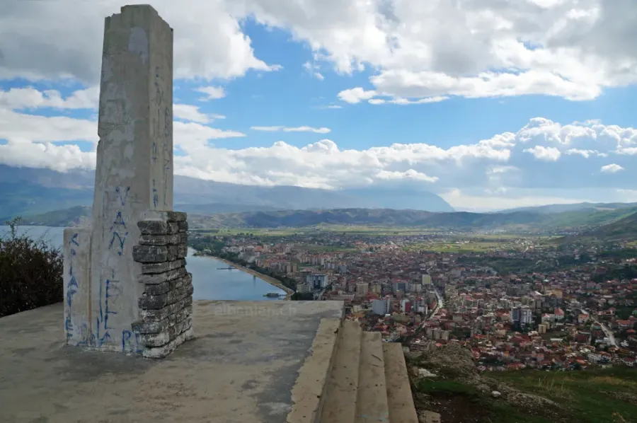 Pogradec Promenade
