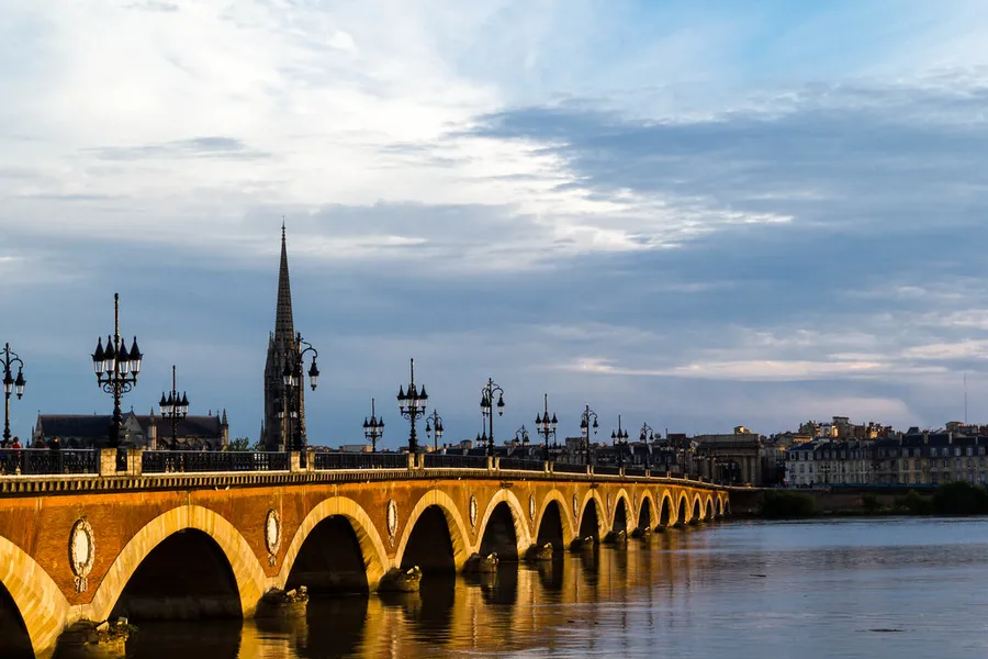 Pont de Pierre