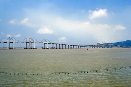 Ponte 16