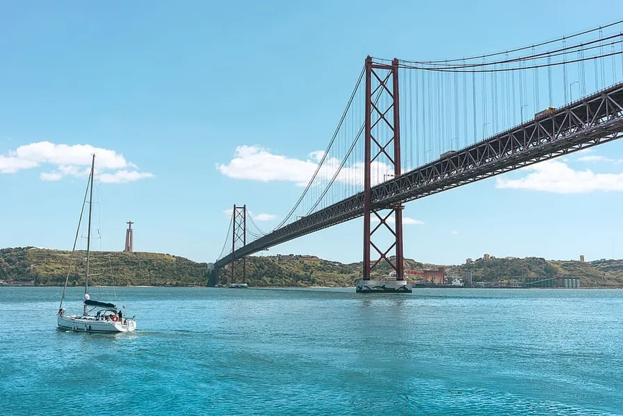 Ponte 25 de Abril