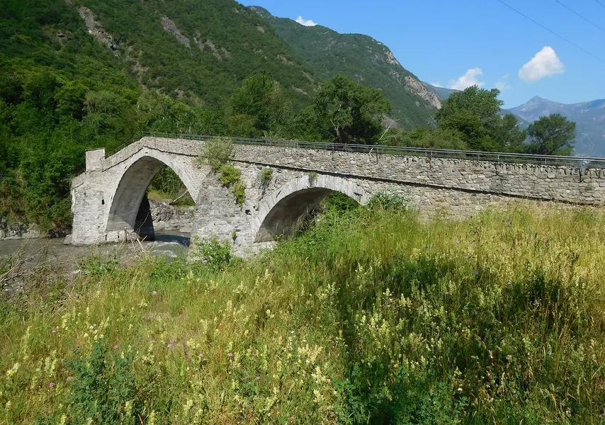 Ponte Romano di Pont-Saint-Martin
