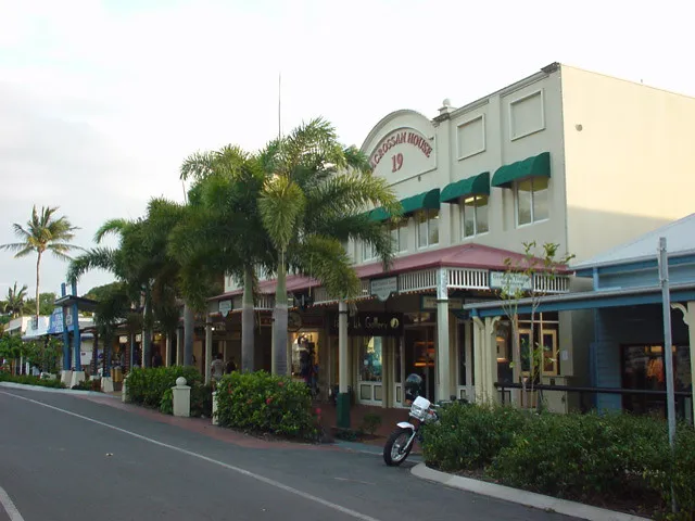 Port Douglas Sunday Market