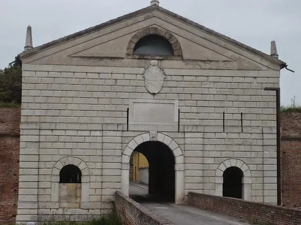 Porta Imperiale
