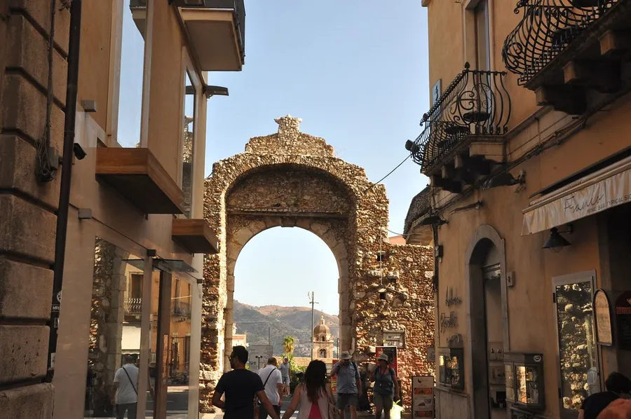 Porta Messina