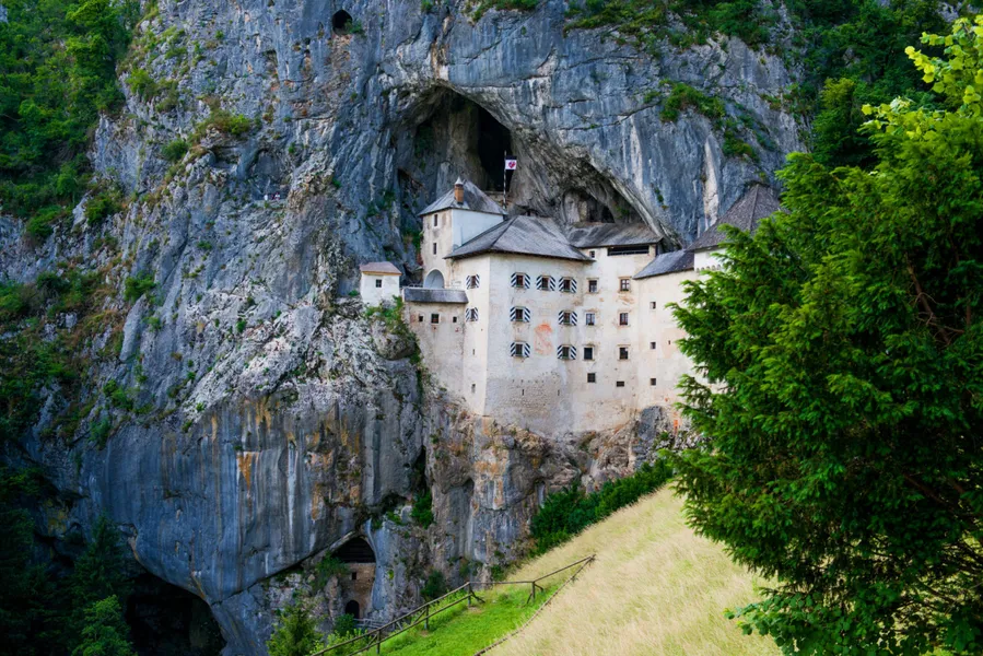 Postojna Castle