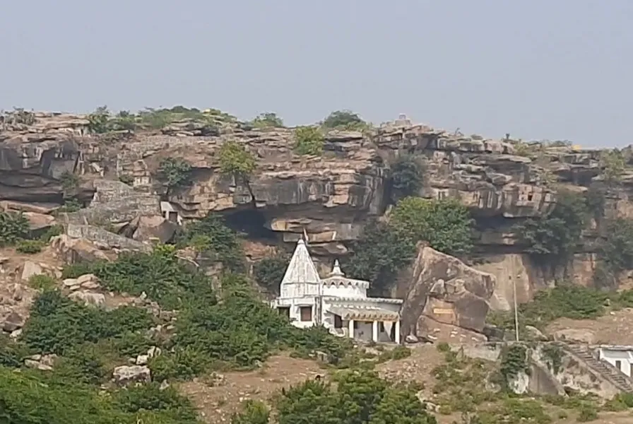 Prabhosa Giri