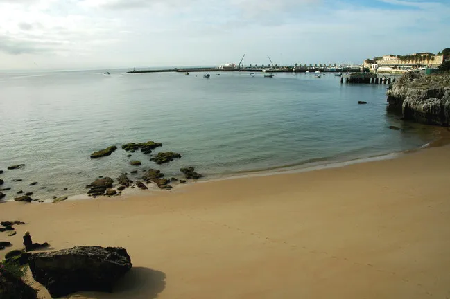 Praia da Rainha
