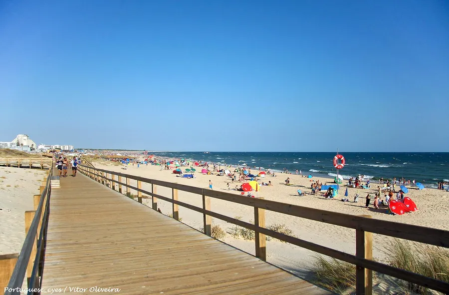 Praia de Monte Gordo (nearby)