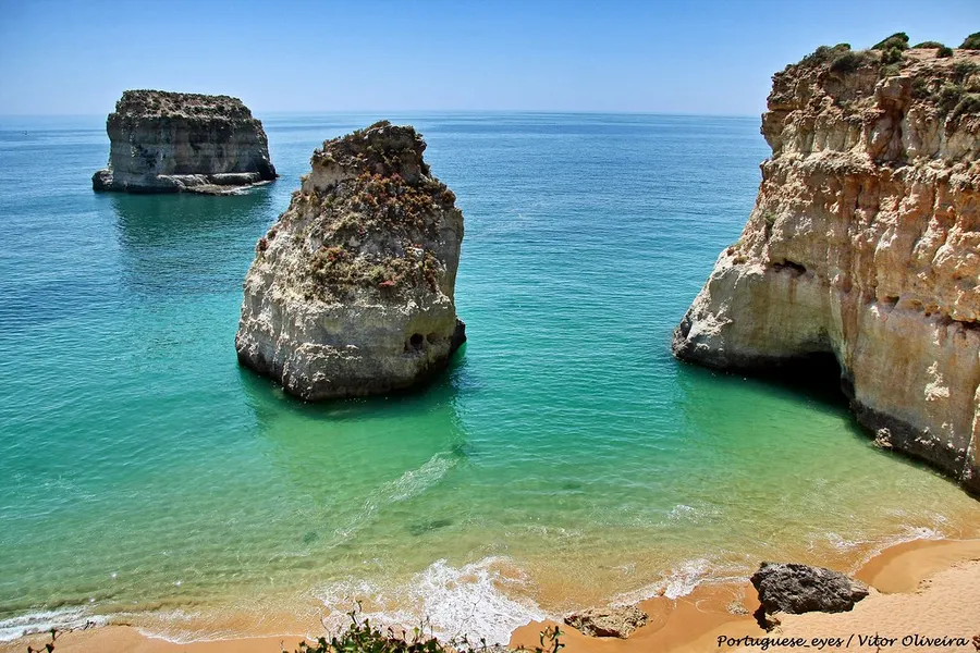 Praia dos Caneiros