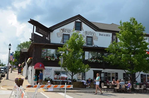Puempel's Olde Tavern