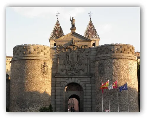 Puerta de Bisagra Nueva