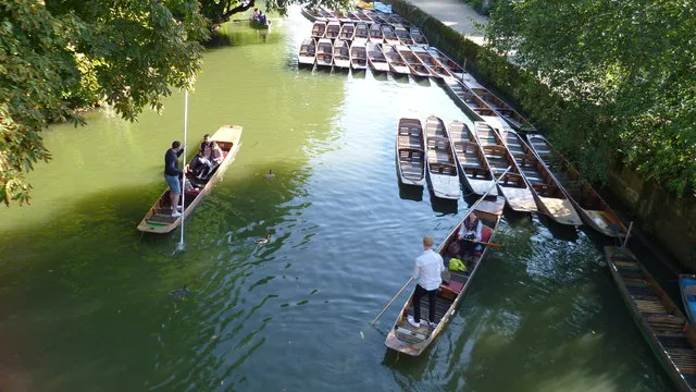 Punting on the River Cherwell
