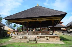 Pura Penataran Sasih