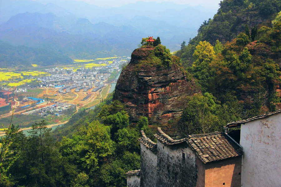 Qiyun Mountain
