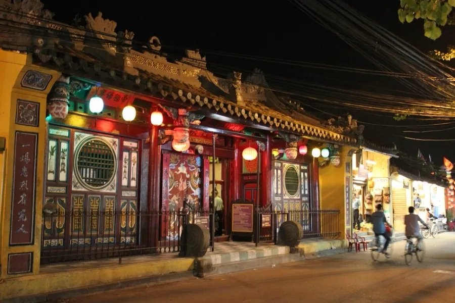 Quan Cong Temple