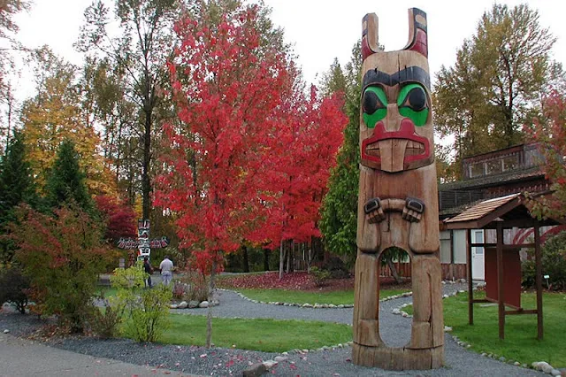 Quw'utsun' Cultural and Conference Centre