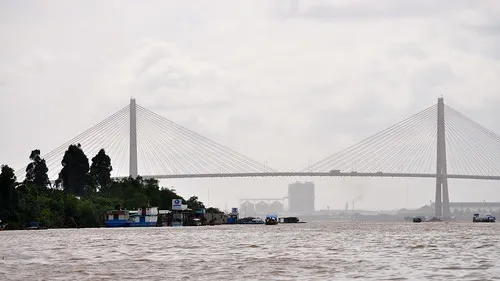Rach Mieu Bridge