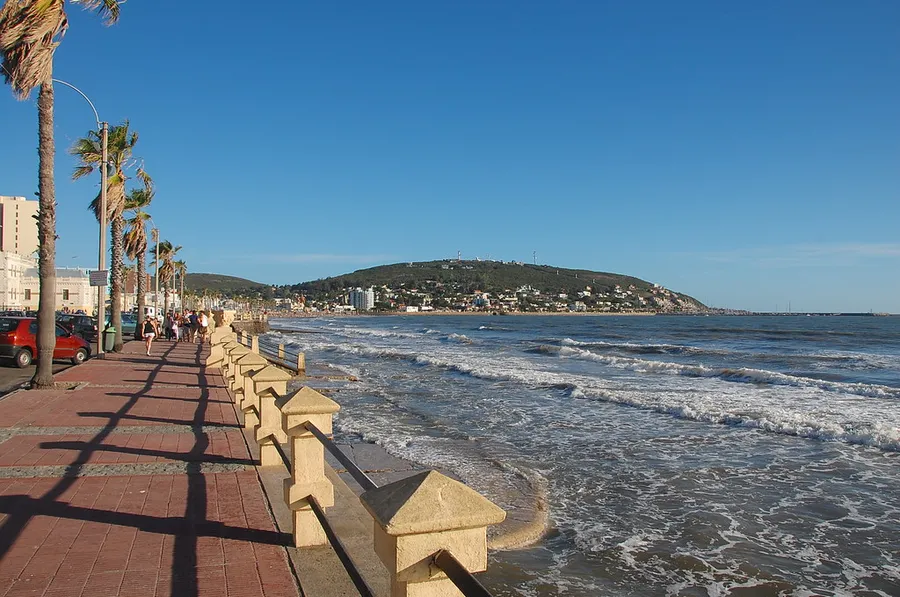 Rambla de los Argentinos