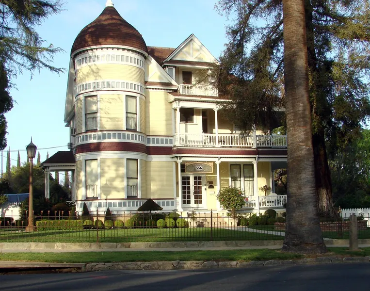 Redlands Hotel