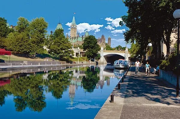 Rideau Canal Visitor Centre