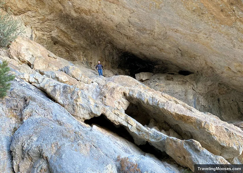 Robber's Roost Cave