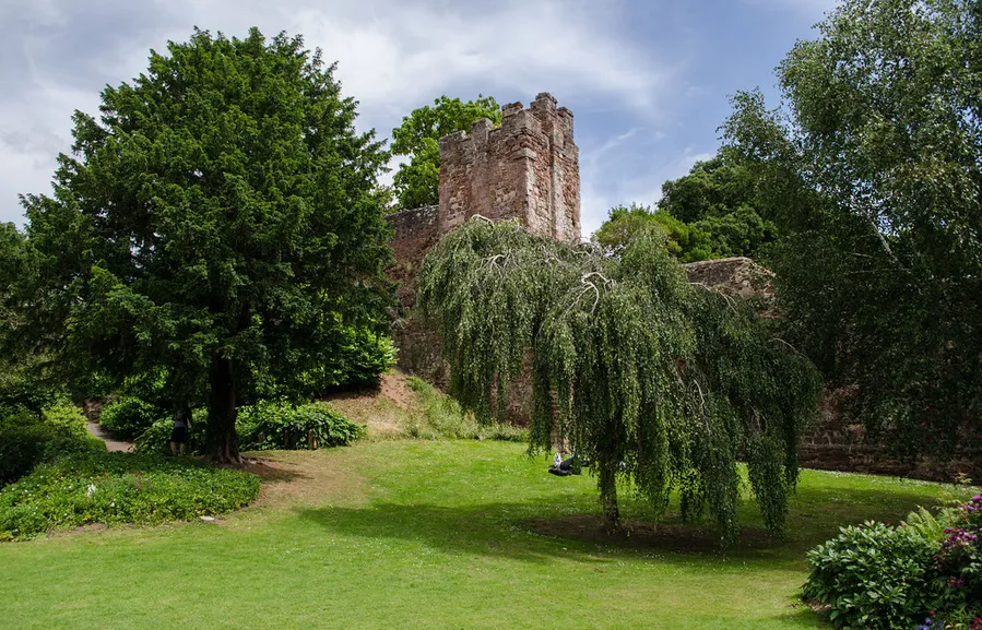 Rougemont Gardens