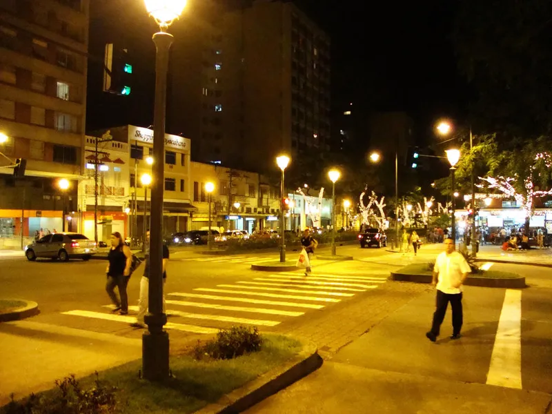 Rua Teresa (Shopping Street)