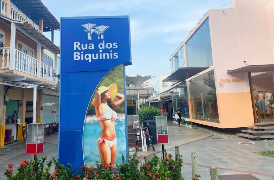 Rua dos Biquínis