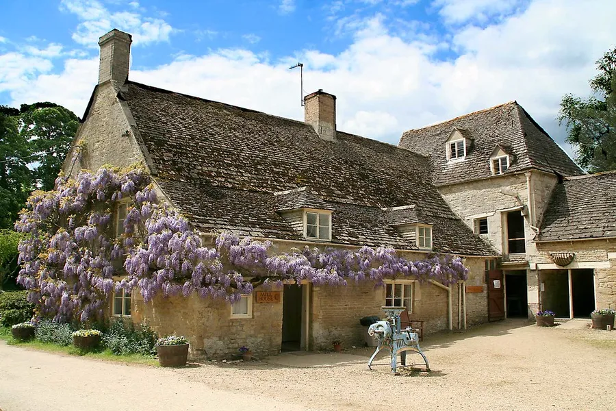 Sacrewell Farm