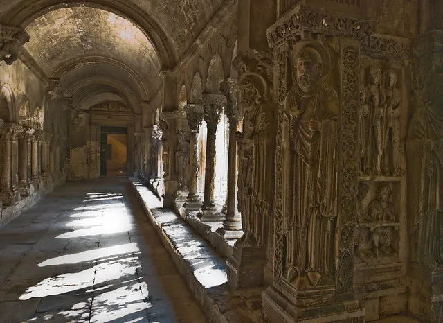 Saint-Trophime Cloister