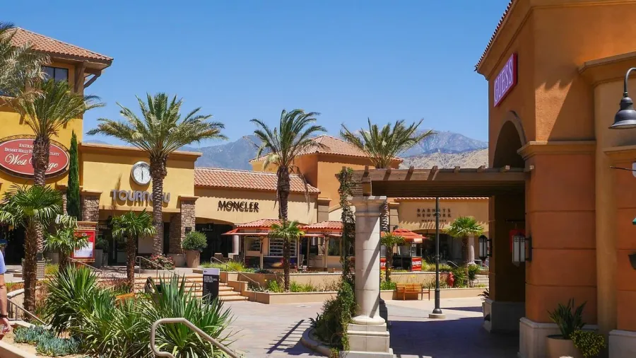 San Francisco Premium Outlets