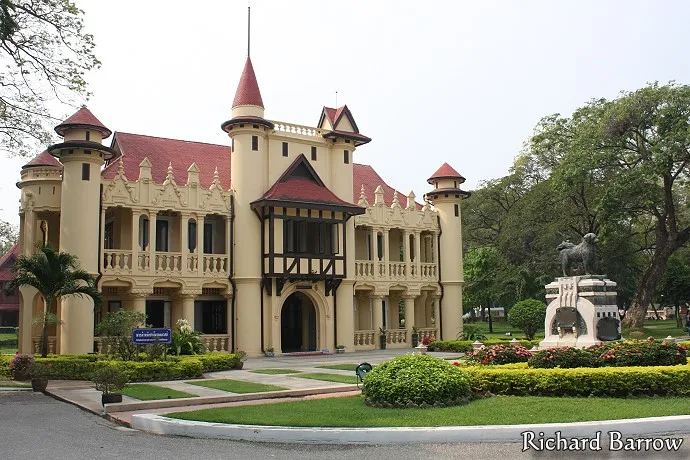 Sanam Chandra Palace
