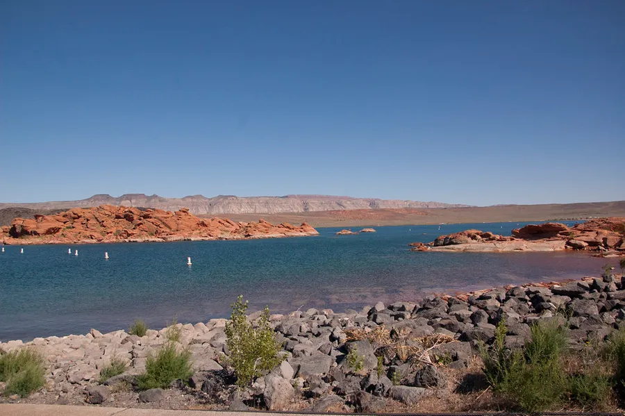Sand Hollow State Park