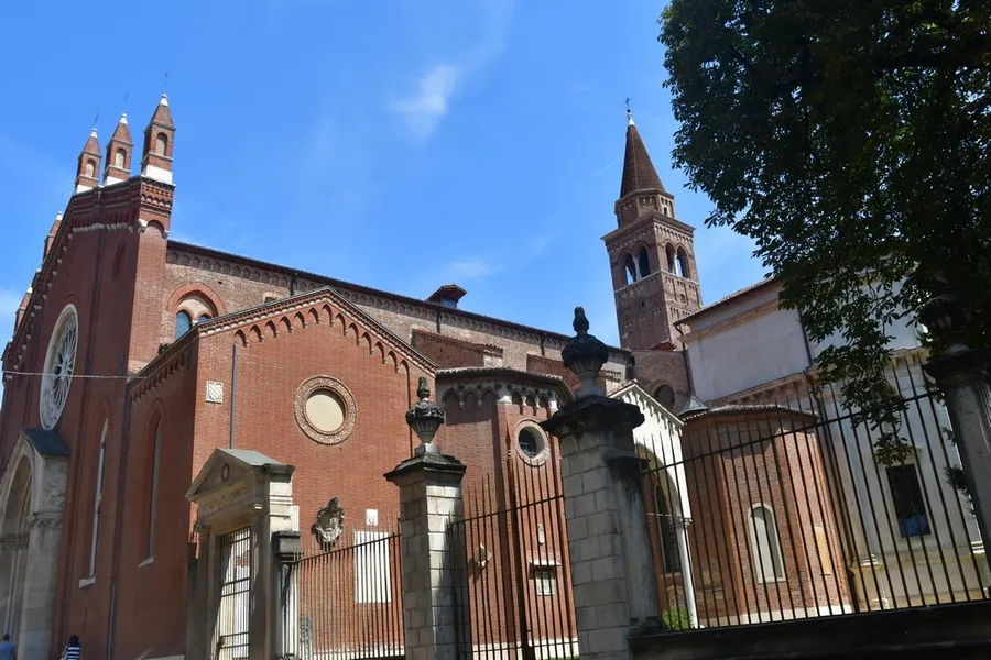 Santa Corona Church