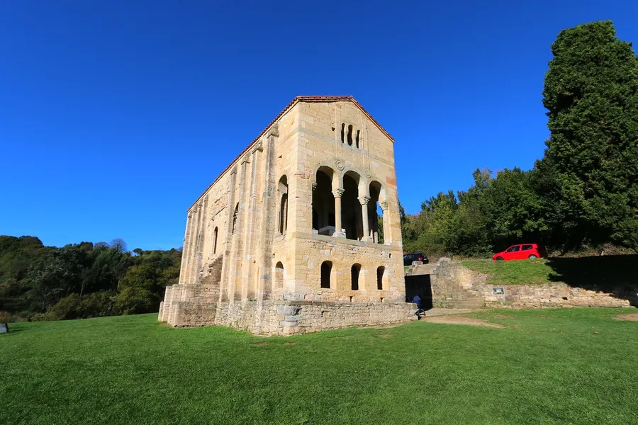 Santa Maria del Naranco