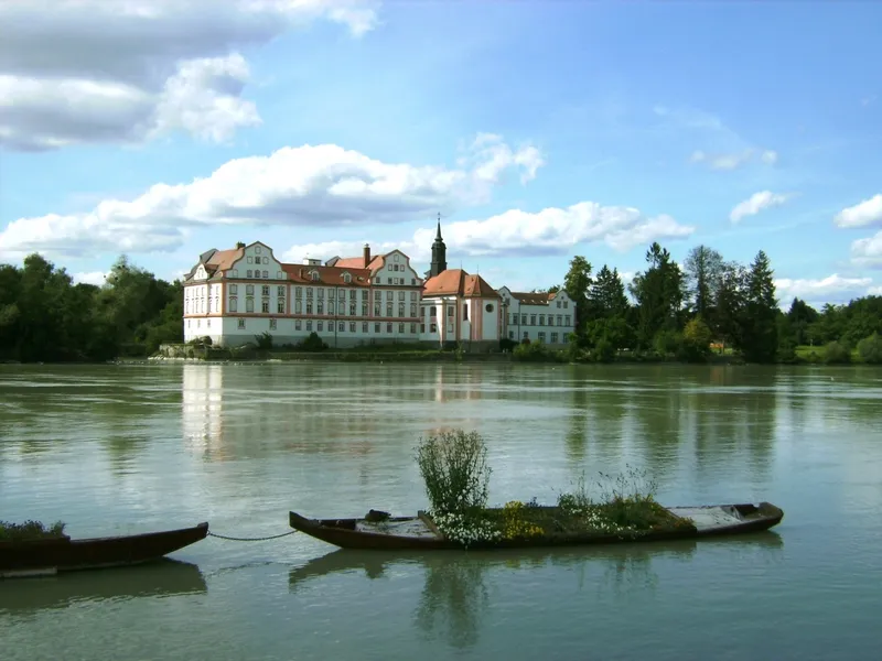 Schloss Neuhaus