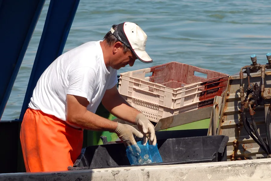 Scultura 'Il Pescatore'