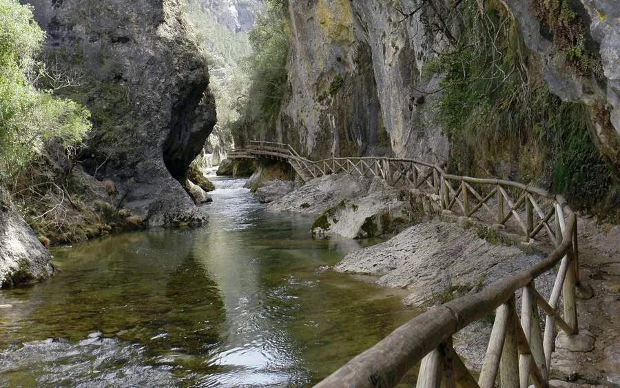 Sendero Río Cerezuelo