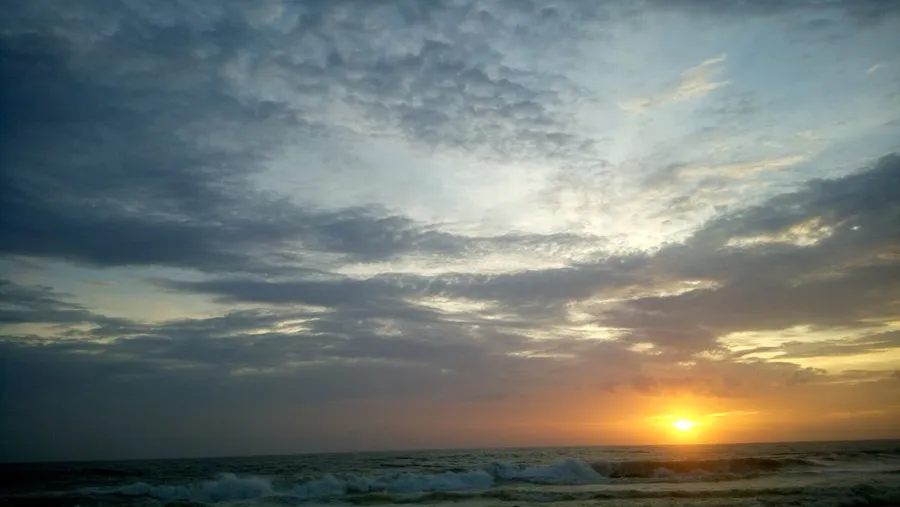 Shanghumukham Beach