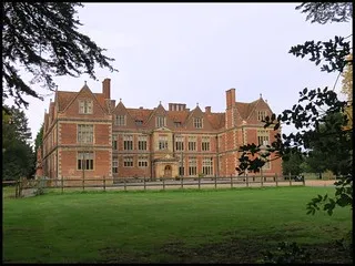 Shaw Mansion