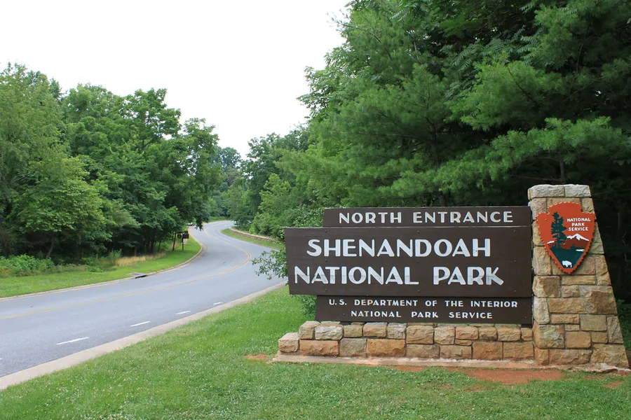 Shenandoah National Park (Northern Entrance)