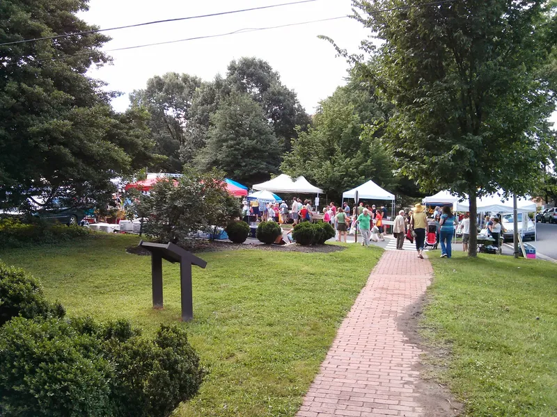 Shenandoah Valley Flea Market